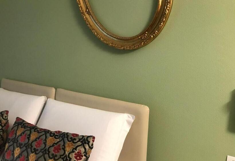 Номер Стандарт, Casa Oreste