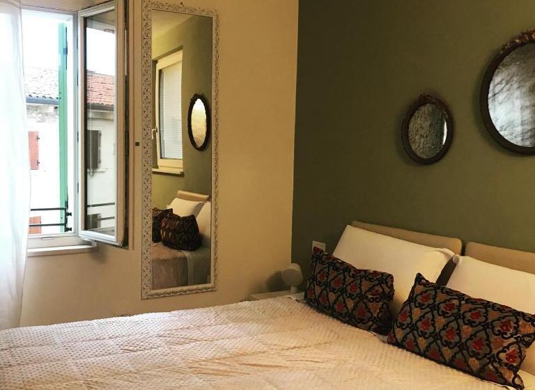 Номер Стандарт, Casa Oreste