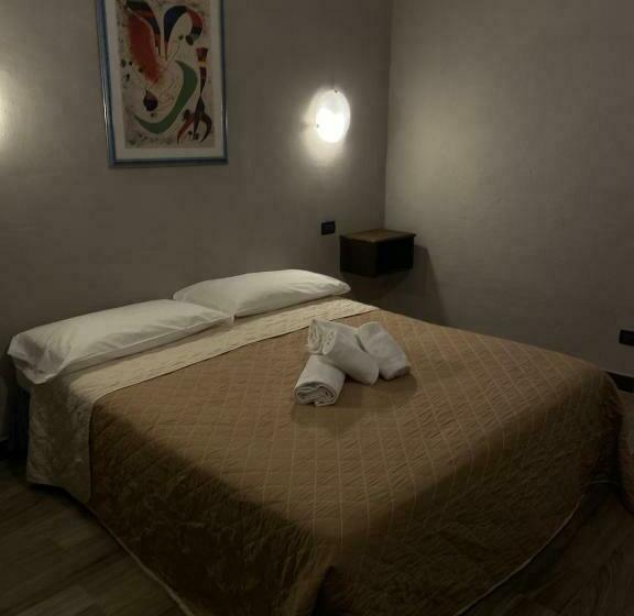Quarto Economy, Pino Dependance