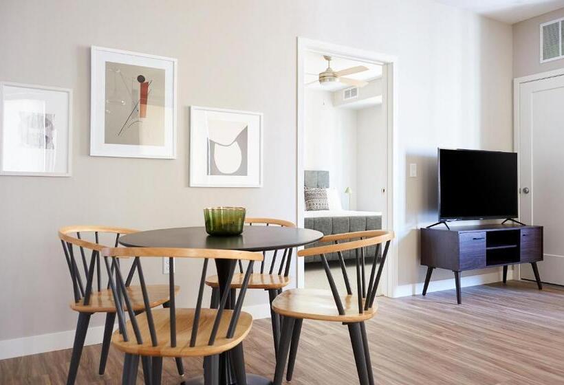 2ベッドルームアパートメント, Sonder At East End