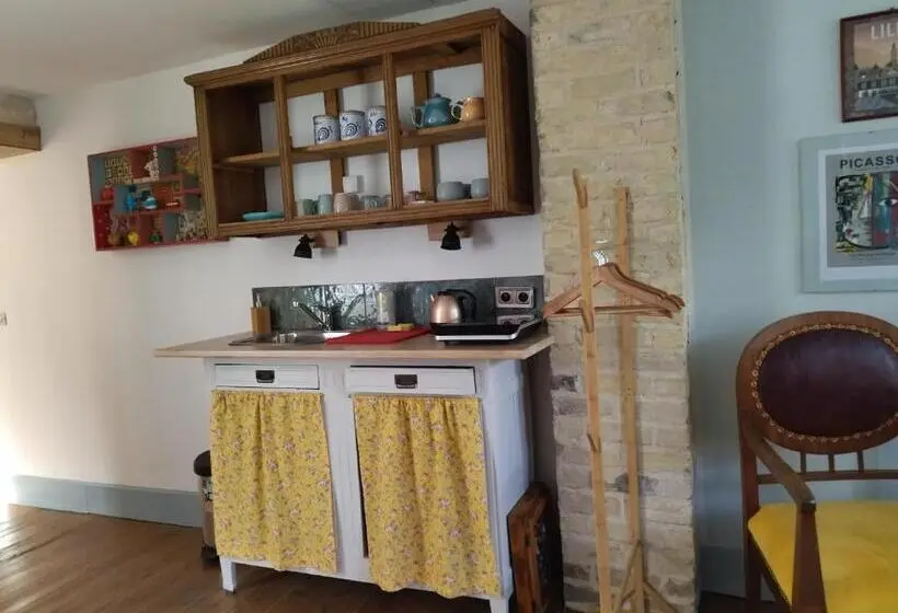 スタンダードルーム, Chambres D'hôtes Le Carillon