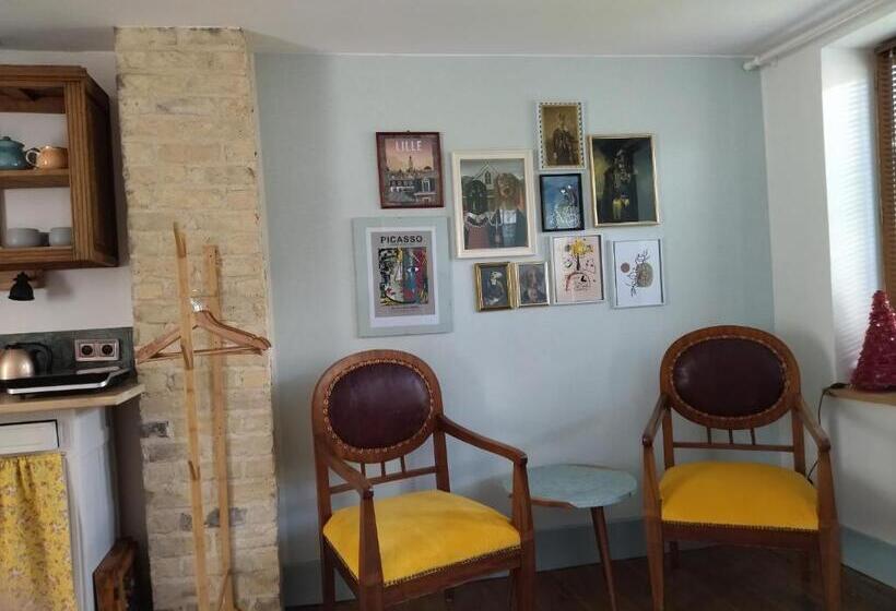 Номер Стандарт, Chambres D'hôtes Le Carillon