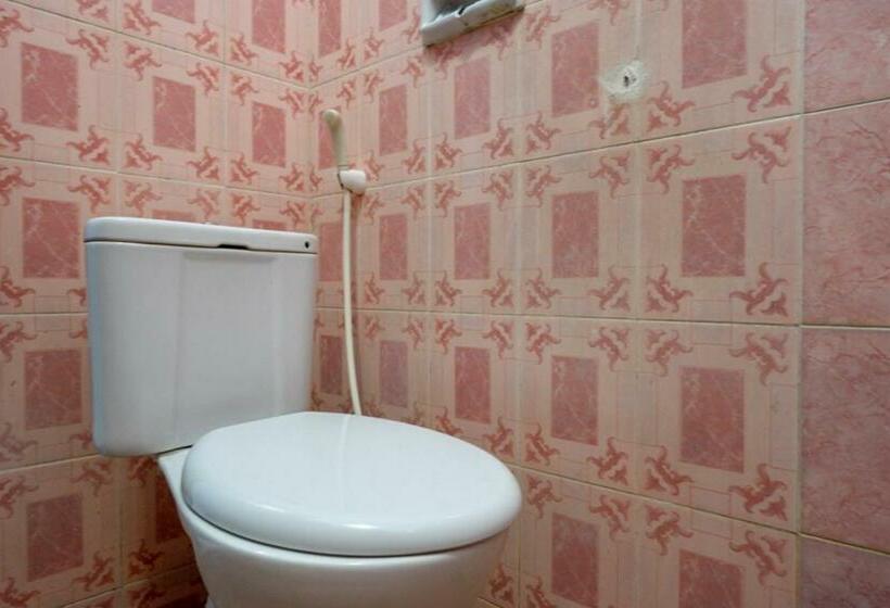 スタンダードルーム, Reddoorz Plus Syariah Near Stasiun Pekalongan 2