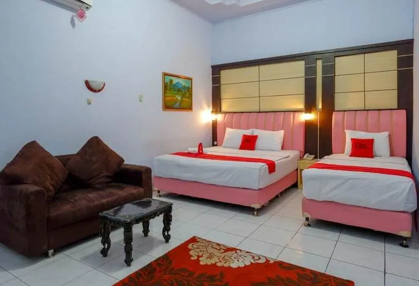 ファミリールーム, Reddoorz Plus Syariah Near Stasiun Pekalongan 2