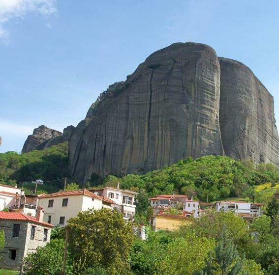 Quarto Triplo Estandar, Rooms Batalogianni