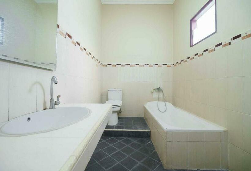 Номер Deluxe, Reddoorz Near Rs Harapan Pematang Siantar