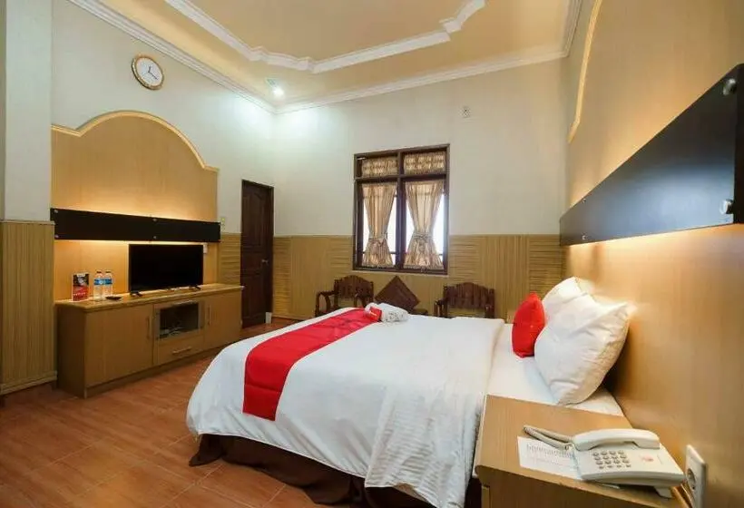 デラックスルーム, Reddoorz Near Rs Harapan Pematang Siantar