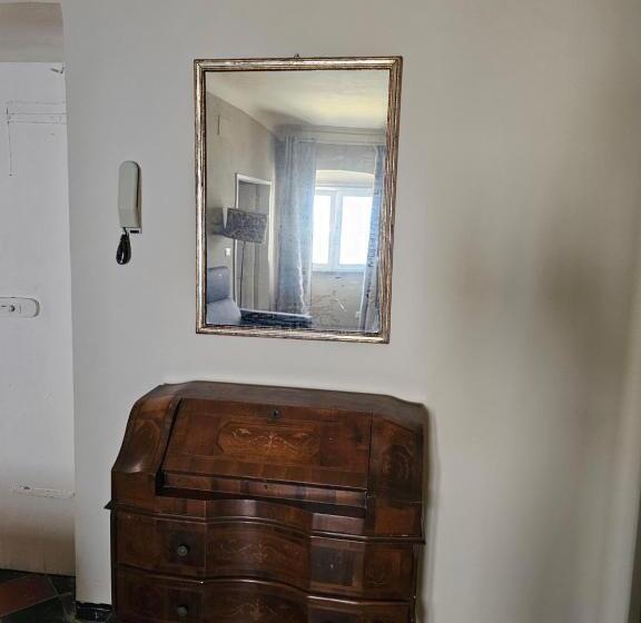 آپارتمان 1 خوابه, White Lerici