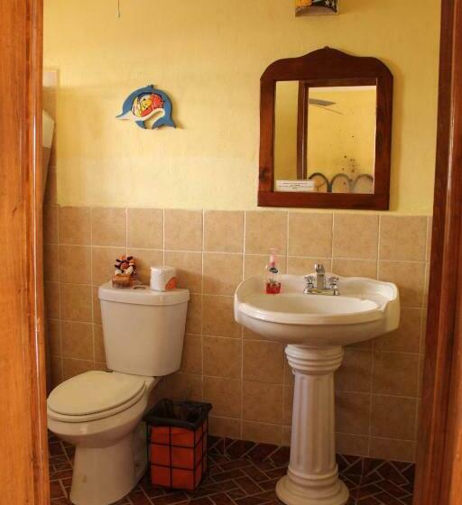 Fyrbädds Standardrum, Cancun Guest House 2