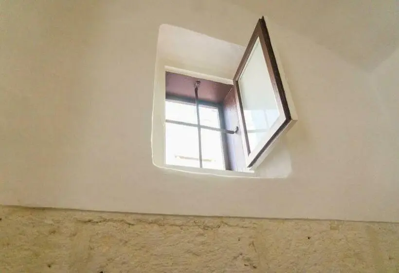 اتاق لوکس, Donato Rooms