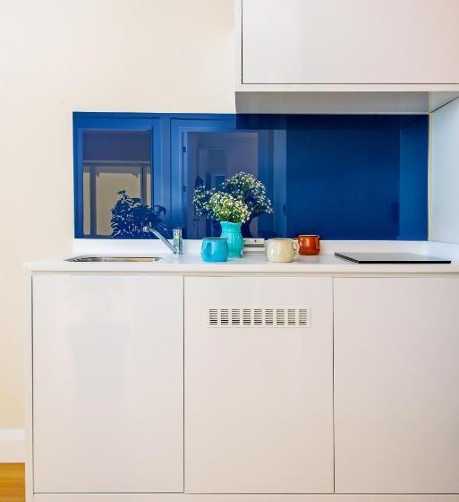 سوییت جونیور با چشم‌انداز دریا, Orbi City Hotel Official