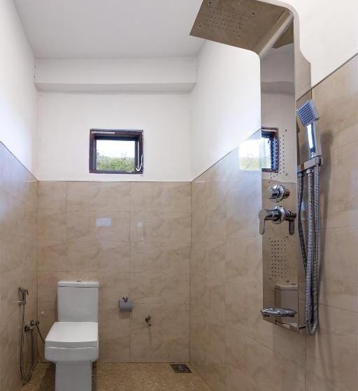 Номер Стандарт Вид на Бассейн, Gold Crown Residence