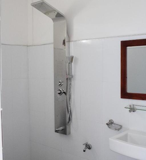 Трехместный Номер Deluxe, Gold Crown Residence