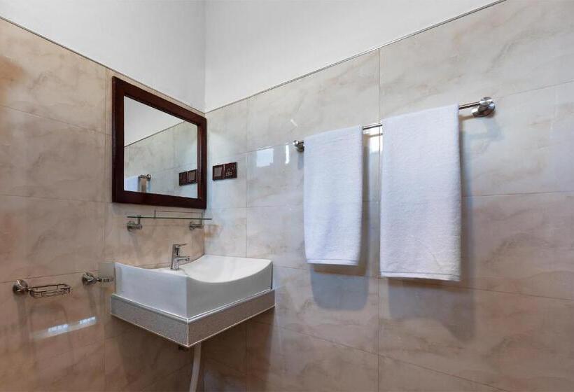 Трехместный Номер Deluxe, Gold Crown Residence