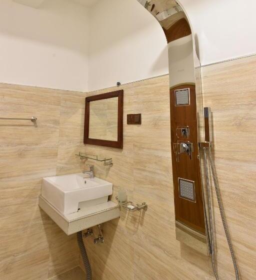 Номер Deluxe, Gold Crown Residence