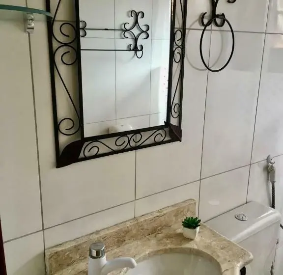 اتاق استاندارد سه نفره, Pousada Vovô Juca Tiradentes