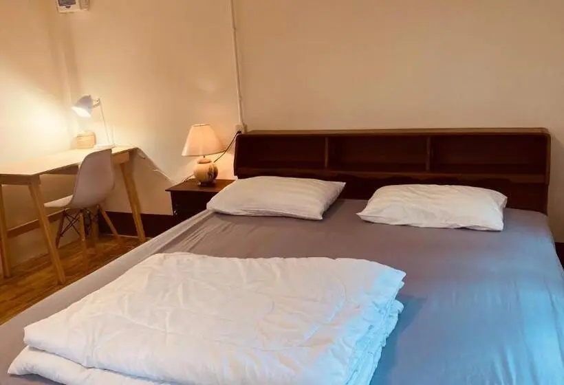 ویلای استاندارد با چشم‌انداز باغ, Brown House Chiangdao