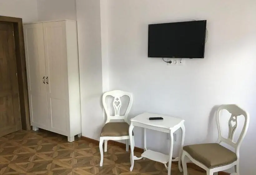 バルコニー付きスタンダードルーム, Casa Karola Ház
