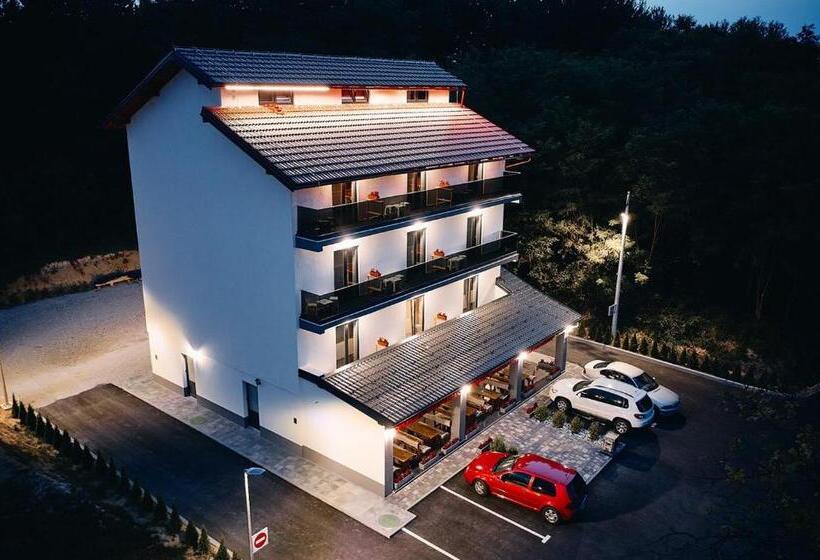 Номер Стандарт, Sobe Kod Bakija