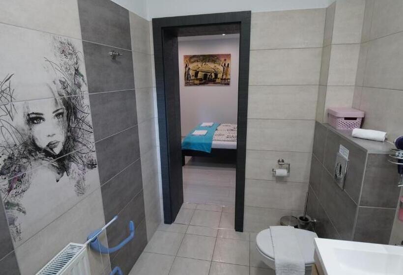 Люкс Повышенной Комфортности, Anna Villa Füred Boutique Rooms