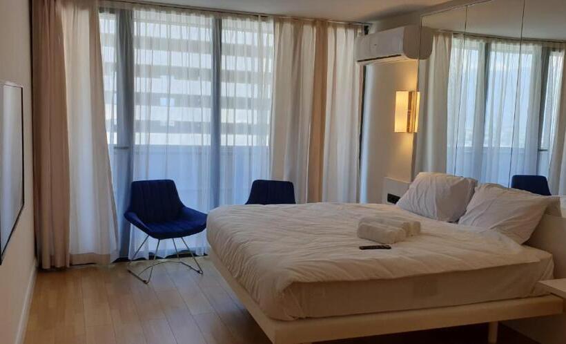 آپارتمان 1 خوابه با بالکن, Orbi City Apartments Batumi