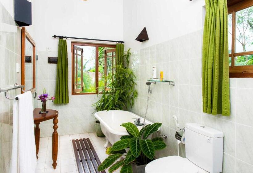 Deluxrum med Balkong, Villa Rosa