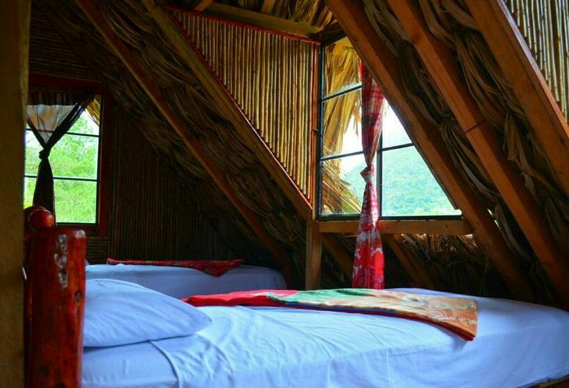 تختخواب در اتاق مشترک, Vista Verde Lodge