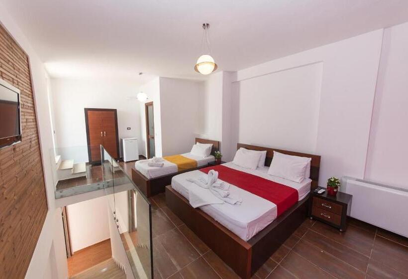 سوییت دوبلکس, Hildon Villas