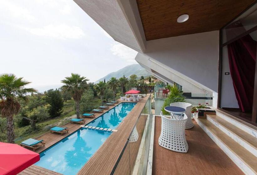 سوییت دوبلکس, Hildon Villas