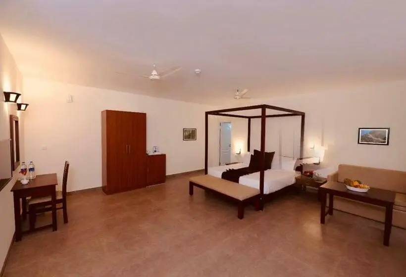 Cabane, Abad Brookside Wayanad