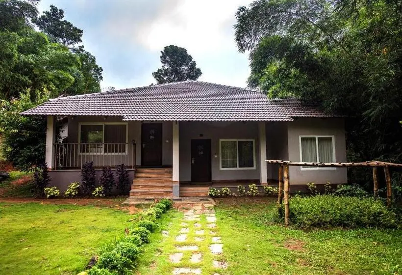 Cabane, Abad Brookside Wayanad