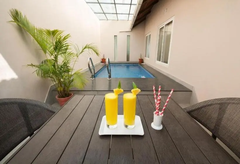 Villa 1 Chambre avec Piscine, Abad Brookside Wayanad