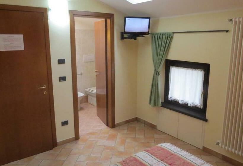 غرفة قياسية, Agriturismo La Staffa