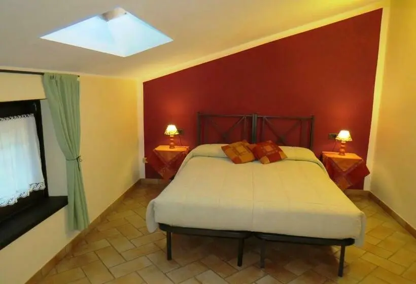 اتاق استاندارد, Agriturismo La Staffa