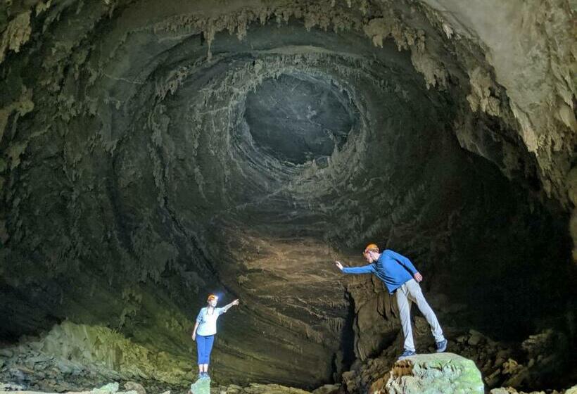 اتاق خانوادگی, Golden Forest Homestay