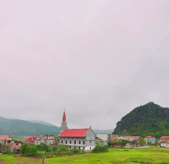 اتاق خانوادگی, Golden Forest Homestay