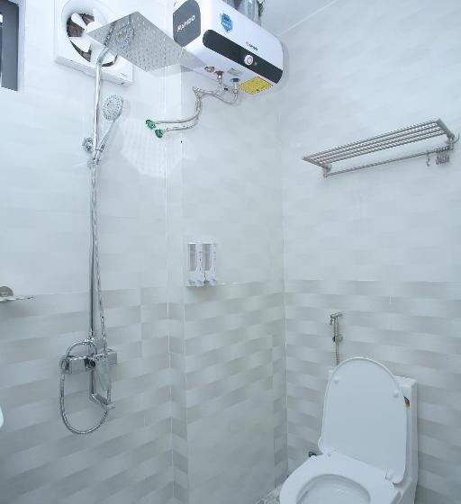 اتاق لوکس خانوادگی, Golden Forest Homestay