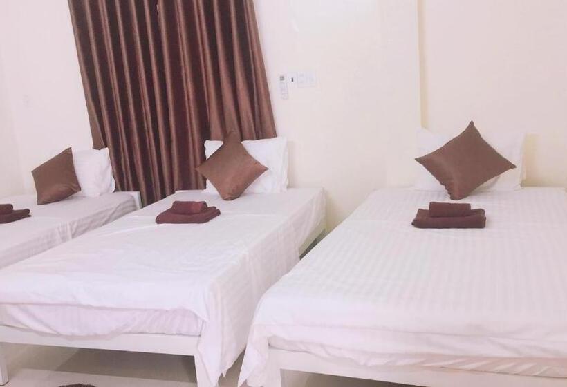 اتاق استاندارد سه نفره, Golden Forest Homestay