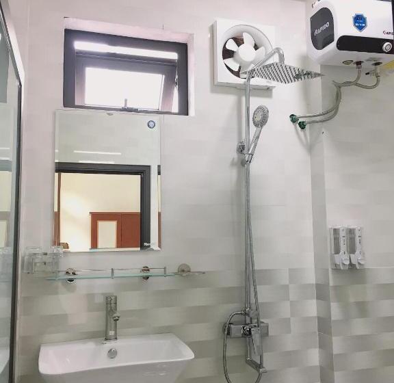 اتاق استاندارد سه نفره, Golden Forest Homestay