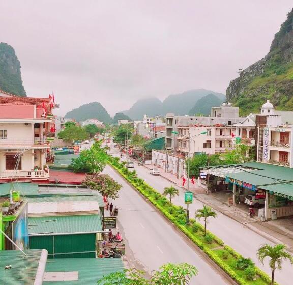 اتاق استاندارد سه نفره, Golden Forest Homestay