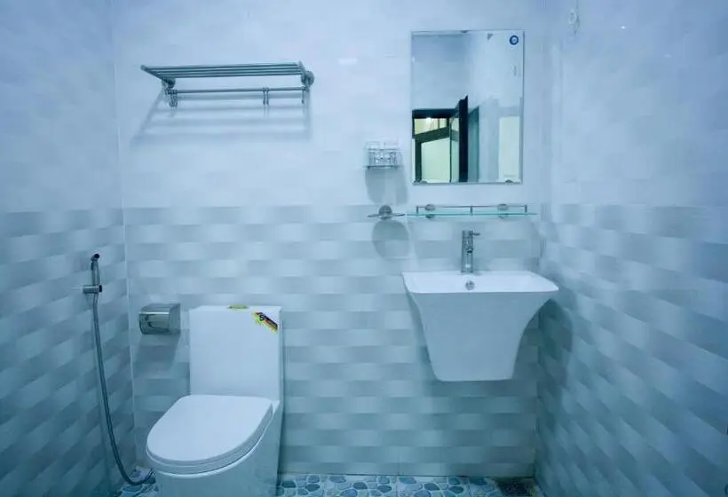 اتاق استاندارد سه نفره, Golden Forest Homestay