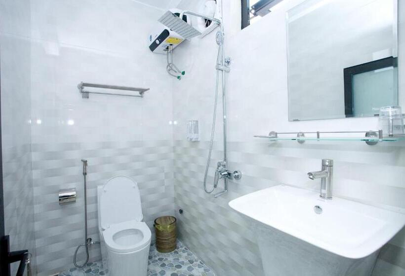 اتاق لوکس خانوادگی, Golden Forest Homestay