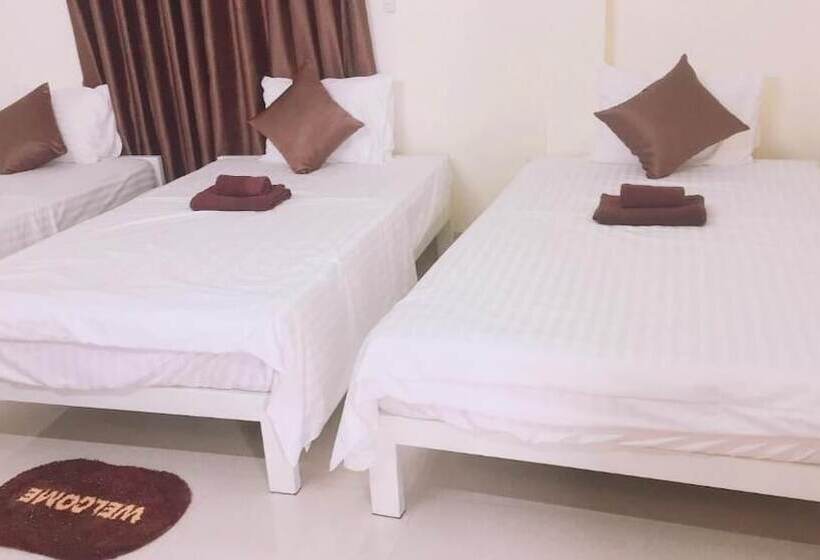 اتاق استاندارد سه نفره, Golden Forest Homestay