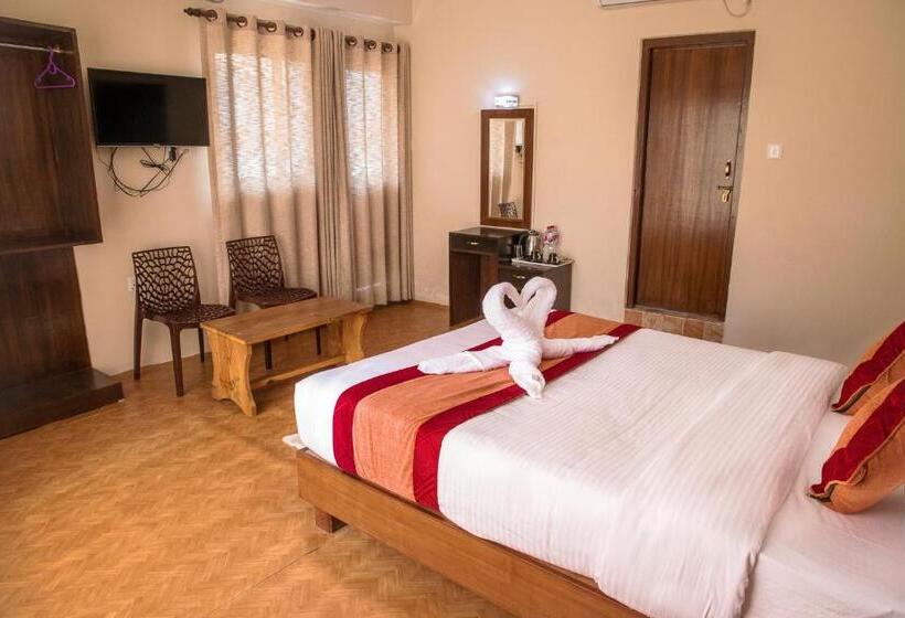 اتاق سوپریور با تخت بزرگ, Himalayan Vacation