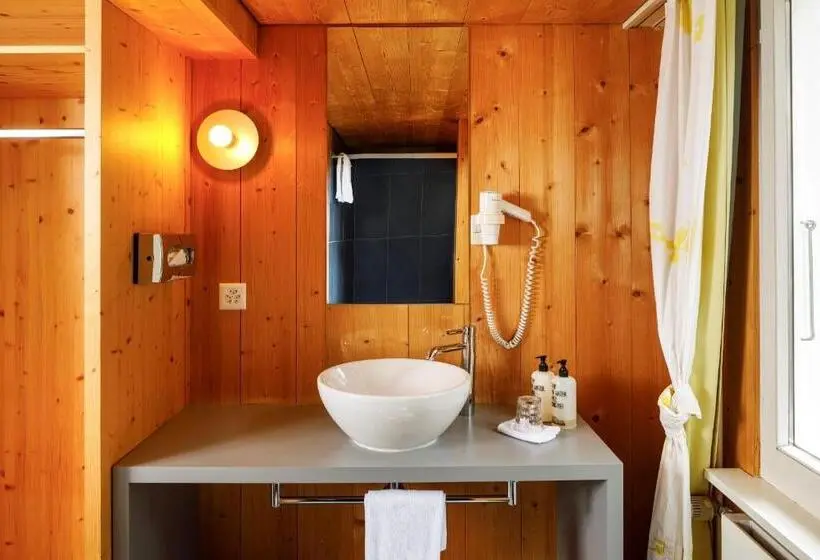 スタンダードシングルルーム, Hirschen Guesthouse Village