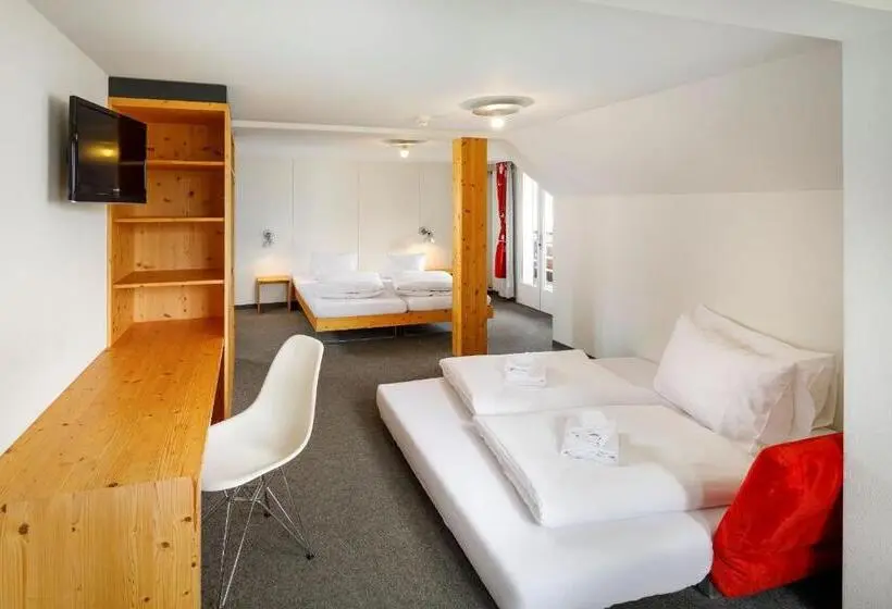 バルコニー付スタンダード4ベッドルーム, Hirschen Guesthouse Village