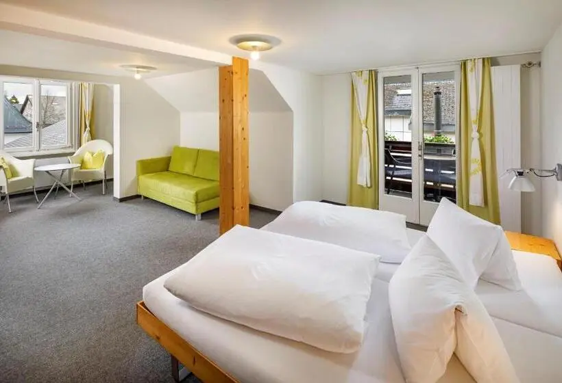 バルコニー付スタンダード4ベッドルーム, Hirschen Guesthouse Village