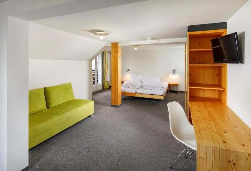 バルコニー付スタンダード4ベッドルーム, Hirschen Guesthouse Village