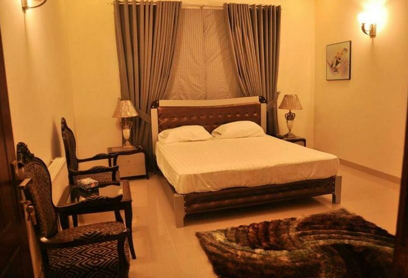 اتاق لوکس, Reina Boutique Hotel   G9