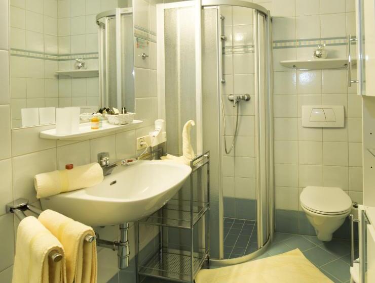 バルコニー付きスタンダードルーム, Pension Firn Sepp